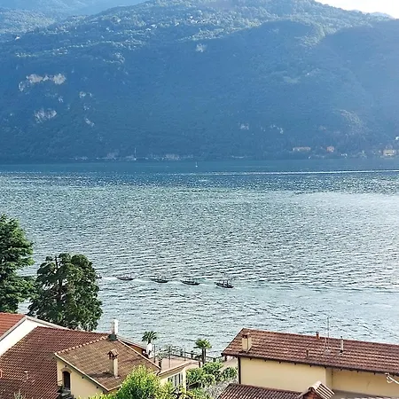 Διαμέρισμα Golden View *